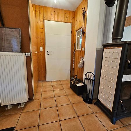 Kleines Ferienhaus Luettje Backhuus 35516 Uplengen Extérieur photo