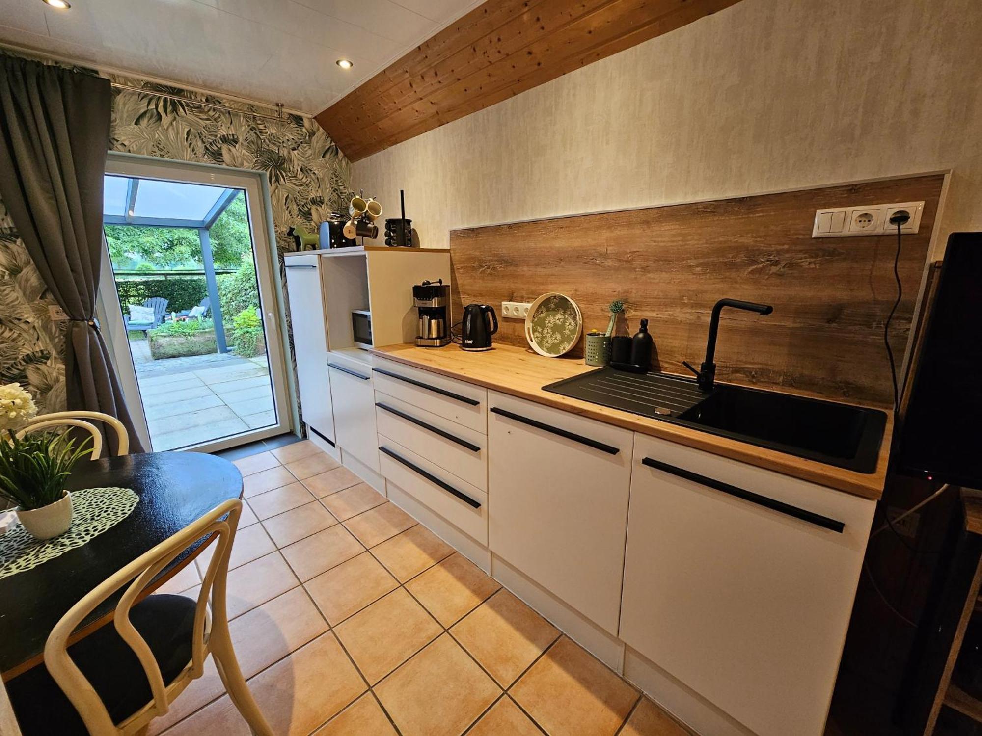 Kleines Ferienhaus Luettje Backhuus 35516 Uplengen Extérieur photo